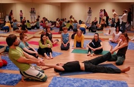 Поток странствий Петербургская школа йоги йога центр на Энгельса